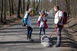 Niebieski dogtrekking - uczniowie73.jpg