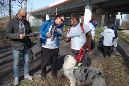 Niebieski dogtrekking - uczniowie55.jpg