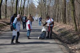 Niebieski dogtrekking - uczniowie70.jpg